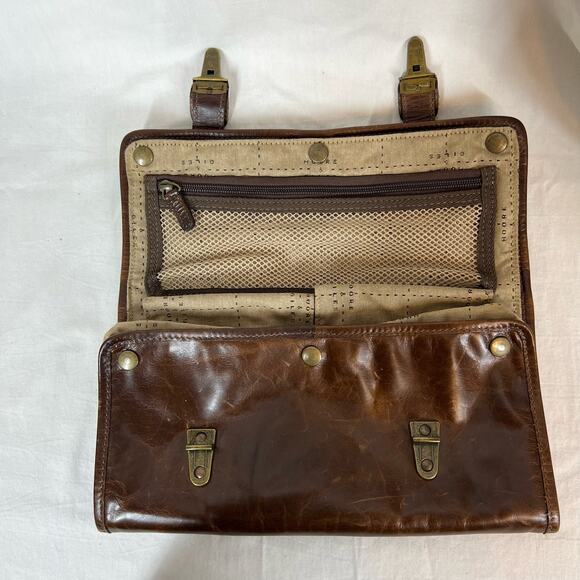 Moore & Giles Austin hanging drop kit toiletry bag in Brompton brown - Picture 3 of 7